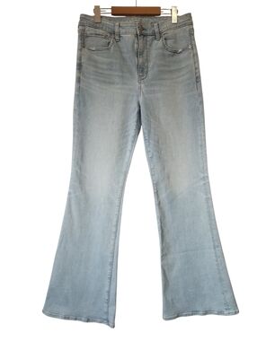 American Eagle Super High-Rise Flare Jeans Light Wash Next Level Stretch Sz 12